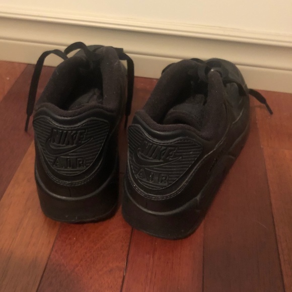 Nike Air Max 90s LEATHER - Picture 3 of 3